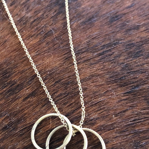 π 3 circle pendants 16β gold like chain - Picture 2 of 14